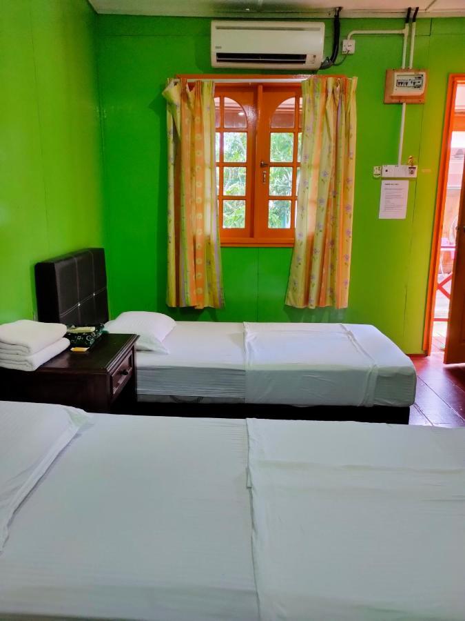 Taman Negara Rainbow Guest House Kuala Tahan Eksteriør billede