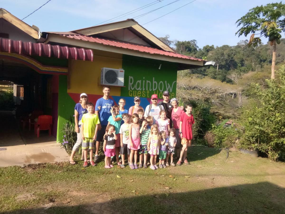 Taman Negara Rainbow Guest House Kuala Tahan Eksteriør billede